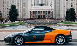 Мощная «итальянка» Ferrari в московском каршеринге, условия аренды